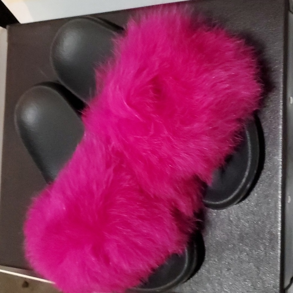 Nwob sz 10 Real Fox Fur Slippers